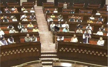 वक्फ संशोधन बिल: 12 घंटे की बहस के बाद राज्यसभा से पास, अब राष्ट्रपति की मुहर का इंतजार