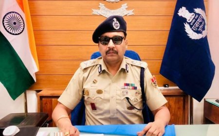 साइक्लोन’ का तूफान: आईजी विकास कुमार सिंह और उनकी टीम ने 400 दिनों में 101 कार्रवाइयों से लिखी रियल हीरोगिरी की दास्तां