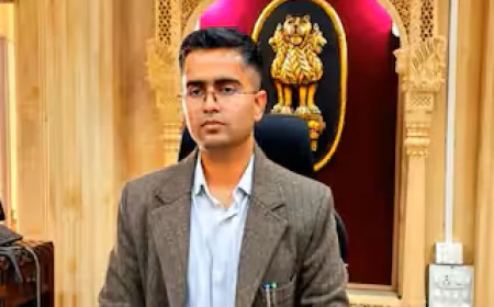 जैसलमेर कलेक्टर पर RAS एसोसिएशन का मोर्चा : CM से की शिकायत, IAS प्रताप सिंह के अशोभनीय व्यवहार के खिलाफ हड़ताल की चेतावनी