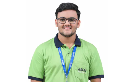 "JEE Advanced 2025: कोटा शिक्षा का हब , राजित गुप्ता ने AIR-1 हासिल कर रचा इतिहास, टॉप-10 में 4 होनहार!"