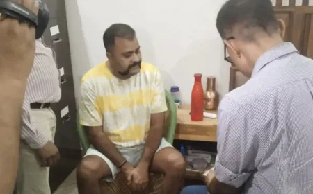 जयपुर में ACB की बड़ी कार्रवाई: पावटा-प्रागपुरा नगर पालिका के ईओ फतेह सिंह मीणा के ठिकानों पर छापेमारी