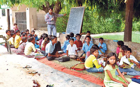 सरकारी स्कूलों में शिक्षकों की भारी कमी, बच्चों का भविष्य दांव पर, शिक्षा व्यवस्था पर सवाल