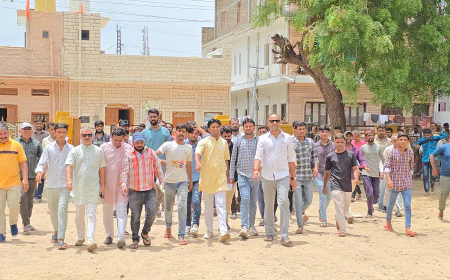 बाड़मेर:चौहटन की बांकलसर बस्ती में जन आक्रोश,मूलभूत सुविधाओं की कमी के खिलाफ प्रदर्शन, प्रशासन को 1 अगस्त तक की मोहलत