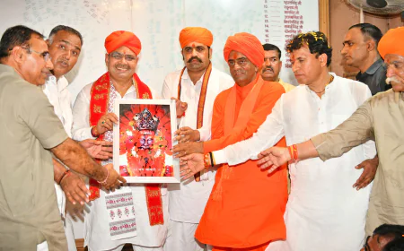 भजनलाल शर्मा की रामदेवरा में भावपूर्ण पदयात्रा, बाबा रामदेव के दर्शन किए