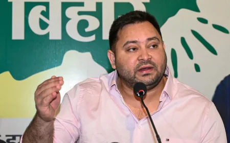 बिहार मतदाता सूची विवाद: तेजस्वी यादव का नाम गायब, मचा सियासी बवाल