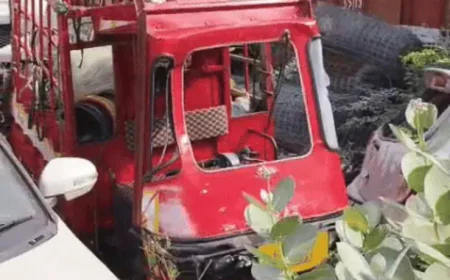 ट्रॉले ने टेम्पो को मारी टक्कर, 4 की मौत: मध्य प्रदेश से आए मजदूर फसल काटने खेत जा रहे थे; 12 घायल