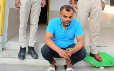 100 करोड़ की ड्रग फैक्ट्री के लिए केमिकल सप्लाई करने वाला गिरफ्तार: पेशी के दौरान मुंह छिपाकर निकला, पुलिस ने महाराष्ट्र से पकड़कर लाई
