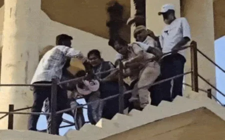 बाड़मेर में पानी की टंकी पर चढ़ी महिला को जबरदस्ती उतारा: पति गिरफ्तार, दहेज उत्पीड़न और मारपीट का आरोप