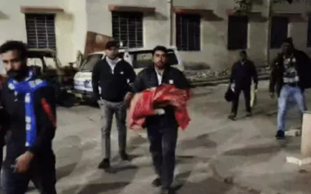 जयपुर-भरतपुर नवजात मौत मामला: एम्बुलेंस में ऑक्सीजन खत्म होने से मासूम की तड़पकर मौत, पिता शव सीने से लगाए भटकता रहा
