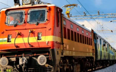 भारतीय रेलवे ने किराया बढ़ाया: 26 दिसंबर 2025 से लंबी दूरी की यात्रा महंगी, छोटी दूरी और लोकल ट्रेनों में कोई बदलाव नहीं