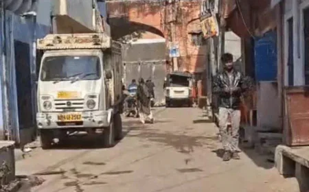 जयपुर के चौमूं में पथराव मामले की विस्तृत रिपोर्ट: बुलडोजर एक्शन की तैयारी, 19 गिरफ्तारियां और घरों पर नोटिस