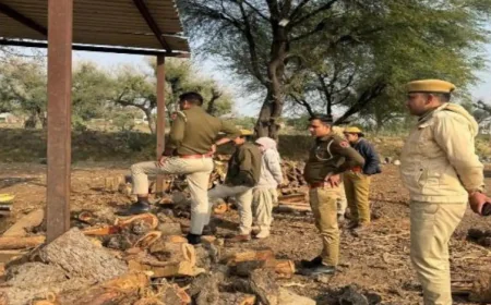 अजमेर में पुष्कर बायपास पर पर्यावरण कार्यकर्ताओं पर जानलेवा हमला: 8 बदमाश गिरफ्तार, 7 अवैध आरा मशीनें बुलडोजर से ध्वस्त, फरार आरोपियों की तलाश जारी