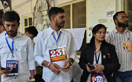 झुंझुनूं बार काउंसिल चुनाव में वोटिंग जारी… 234 प्रत्याशियों की किस्मत ईवीएम में बंद , जानिए पुरी अपडेट..
