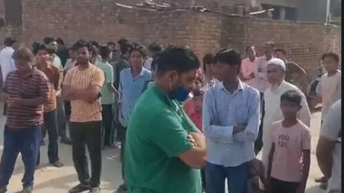 हथियारबंद बदमाशों का आतंक: प्रॉपर्टी डीलर के घर एक घंटे तक मचाया उत्पात, 85 लाख के गहने और नकदी लूटकर फरार