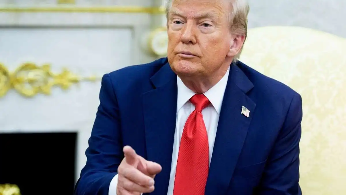 Iran-US Conflict: सीजफायर के बाद फिर भड़की जंग, अमेरिका ने ईरान पर किए हवाई हमले... मध्य पूर्व में बढ़ा तनाव