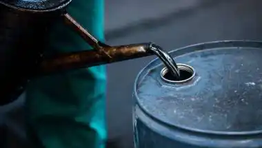 ब्रेंट क्रूड में गिरावट से राहत, महंगाई का दबाव घटने की उम्मीद; वैश्विक बाजारों में लौटी तेजी
