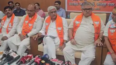जोधपुर में सियासी वार-पलटवार तेज, शेखावत ने गहलोत पर लगाए गंभीर आरोप; कहा- पेयजल व्यवस्था की बदहाली के लिए पूर्व सरकार जिम्मेदार..