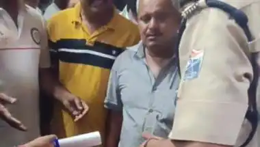 सूर्यनगरी एक्सप्रेस में सीट को लेकर विवाद, तलवार से हमले की कोशिश यात्रियों की सूझबूझ से टला बड़ा हादसा..