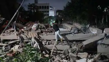 वेनेजुएला में 7.5 तीव्रता का विनाशकारी भूकंप: 32 मौतें, 700 से ज्यादा घायल; राष्ट्रीय आपातकाल घोषित