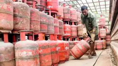 कॉमर्शियल LPG सिलेंडर पर लगी पाबंदी हटी, होटल-रेस्टोरेंट और शादी समारोहों को बड़ी राहत