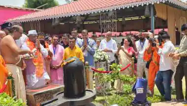 राज्यपाल हरिभाऊ बागड़े का बड़ा बयान: ‘साधुओं की हत्या के बाद संतों ने इंदिरा गांधी को श्राप दिया था’