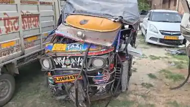 खाटूश्यामजी दर्शन से लौट रहे श्रद्धालुओं की कार हादसे का शिकार, महिला की मौत... अलग-अलग हादसों में 13 घायल