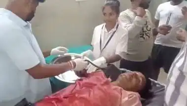 बांसवाड़ा-दाहोद हाईवे पर भीषण हादसा: ट्रेलर की टक्कर से पिकअप ड्राइवर का हाथ कटा, आरोपी चालक फरार
