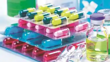 गिरते बाजार में फार्मा शेयरों की चमक, डॉ. रेड्डीज़ के शेयर 4% से अधिक उछले