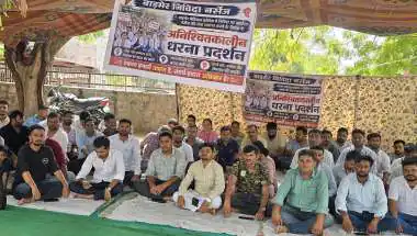 22 दिन बाद आर-पार की लड़ाई: कल कलेक्टर कार्यालय का घेराव करेंगे नर्सिंगकर्मी