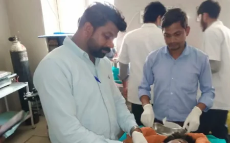 बांसवाड़ा में दर्दनाक हादसा: पेड़ से लकड़ी काटते समय युवक की गर्दन में घुसी सूखी डाल