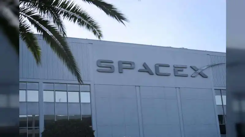 SpaceX का ऐतिहासिक IPO: दुनिया की छठी सबसे मूल्यवान कंपनी बनी, एलन मस्क की संपत्ति 1.1 ट्रिलियन डॉलर के पार