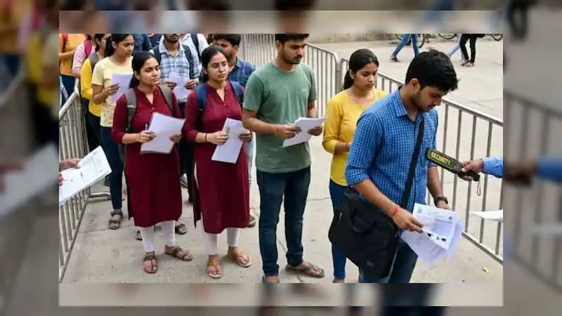NEET UG परीक्षा को लेकर नई एडवाइजरी जारी: 20 और 21 जून को मेडिकल कॉलेजों में छुट्टियां रद्द, परीक्षा केंद्र पर कड़ा 'ड्रेस कोड' लागू!