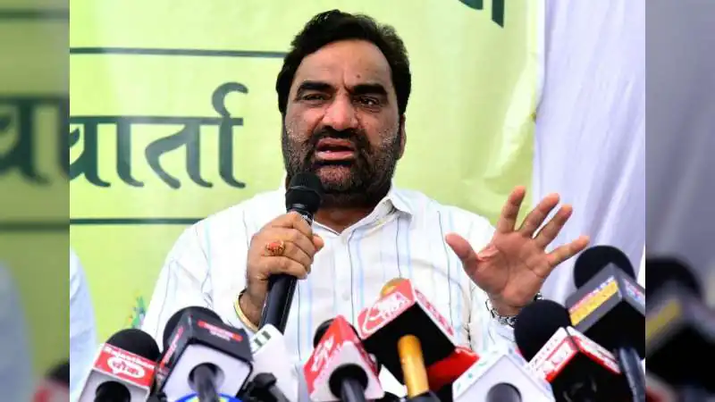 हनुमान बेनीवाल का बड़ा बयान: ‘जनता का प्यार मुझे सत्ता से दूर कर देता है, वरना कब का मंत्री बन गया होता’