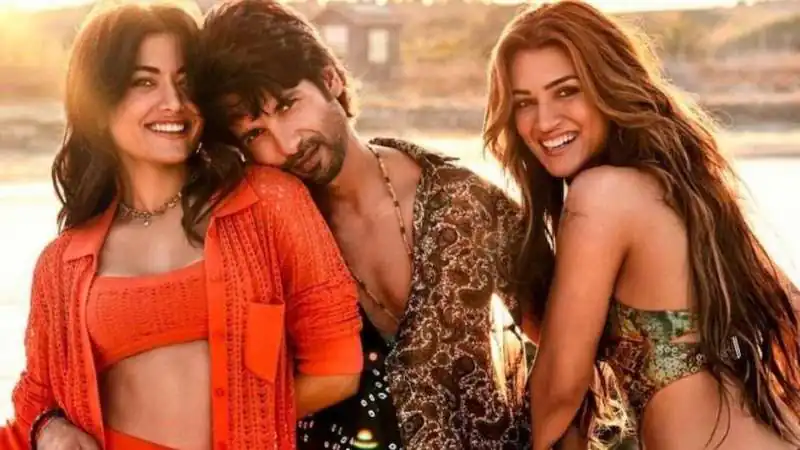 कॉकटेल 2 का बॉक्स ऑफिस पर तूफान, शाहिद-कृति-रश्मिका की फिल्म ने 6 दिन में पार किए ₹100 करोड़