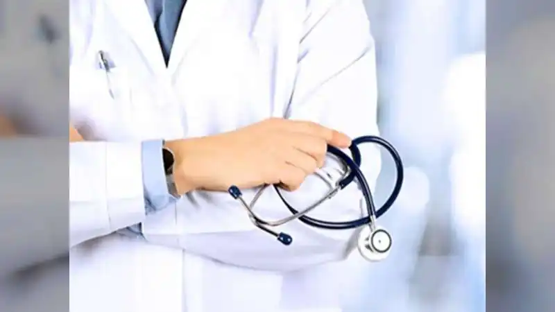 RUHS-रिम्स में प्रोफेसर भर्ती पर विवाद: स्क्रीनिंग कमेटी का मेडिकल टीचर्स एसोसिएशन ने किया विरोध, CM से हस्तक्षेप की मांग