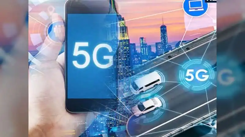 5G और IoT से बदल रही ऑटो इंडस्ट्री, कनेक्टेड कार तकनीक बना रही ड्राइविंग को स्मार्ट