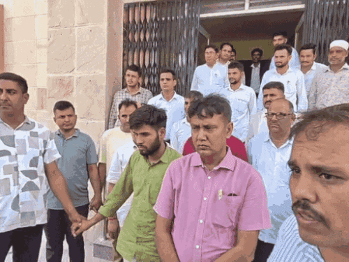 15 करोड़ के नकली मूंगफली बीजों को खपाने के लिए बंटी ढाई करोड़ की घूस, कॉल डिटेल में आया मंत्री और डॉक्टर का नाम