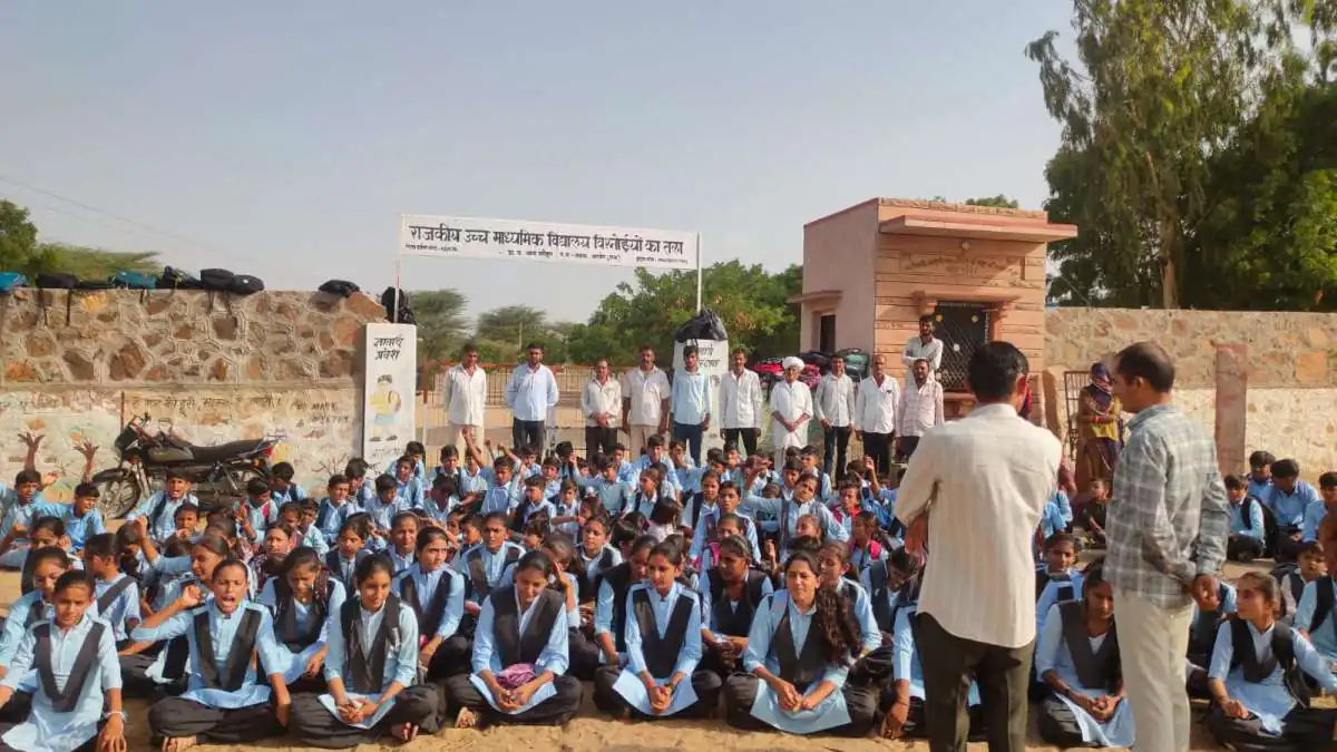 बाड़मेर के सरकारी स्कूल में शिक्षकों की भारी कमी, विधायक रविन्द्र सिंह भाटी ने कलक्टर को लिखा पत्र