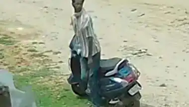 Jaipur Crime: दिनदहाड़े घर का ताला तोड़ 3 मिनट में दो गैस सिलेंडर चोरी, CCTV में कैद हुई वारदात