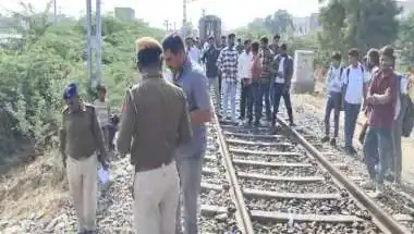 बाड़मेर में ट्रेन की चपेट में आने से युवक की मौत, हाथ पर लिखे शब्दों से पहचान में जुटी पुलिस