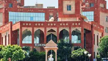 राजस्थान ट्रांसफर विवाद: BJP के लिए काम करने का दावा करने वाले हेडमास्टर का छलका दर्द, मंत्री के बेटे का ट्रांसफर कैंसिल होने पर भी उठे सवाल