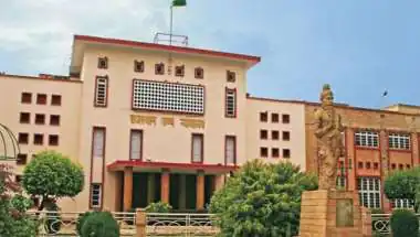 17 साल पुरानी CBI FIR रद्द: राजस्थान हाईकोर्ट से पूर्व IAS संजय दीक्षित और रणजीत सिंह को राहत