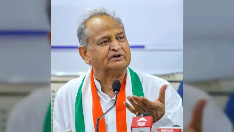 Ashok Gehlot on Ram Mandir: गहलोत ने राम मंदिर ट्रस्ट भंग करने की उठाई मांग, बोले- सुप्रीम कोर्ट की निगरानी में हो जांच
