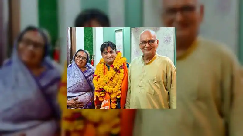 बेटे का जन्मदिन मनाने जा रहे रिटायर्ड टीचर दंपती को ट्रक ने कुचला, मौके पर दोनों की मौत