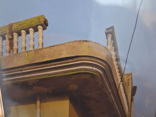 सीकर में छत की रेलिंग टूटने से किराएदार की मौत, रेलिंग पर बैठा था मजदूर