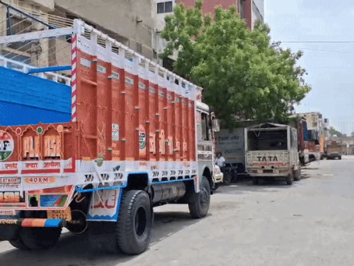 राजस्थान में ट्रांसपोर्टर्स की चक्काजाम हड़ताल: महंगे GPS ट्रैकिंग डिवाइस के विरोध में ट्रक ऑपरेटर्स का बड़ा आंदोलन