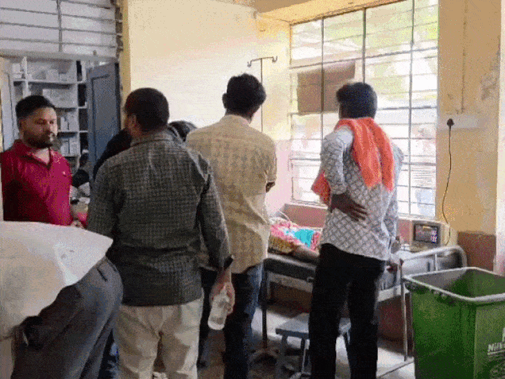 पेड़ की डाली काटते समय 33 केवी लाइन की चपेट में आया किसान, गंभीर हालत में सांचौर रेफर