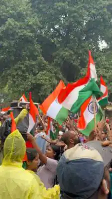 जंतर-मंतर से संसद मार्च में बवाल: प्रदर्शनकारियों पर लाठीचार्ज, कई घायल; सोनम वांगचुक ने अनशन खत्म करने के लिए रखीं 3 शर्तें