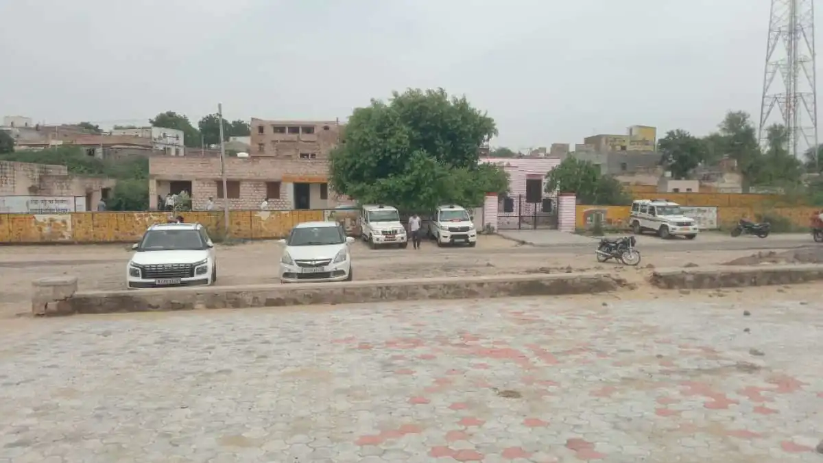 क्या है नायब तहसीलदार की मौत का राज? दुदवा गांव की घटना बनी चर्चा का विषय