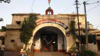 दो महिला बंदियों को गुपचुप बाहर ले जाने का मामला....अजमेर सेंट्रल जेल में बड़ा खेल?